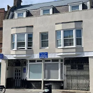 https://city-lodge-london.cambridgehotelsuk.com